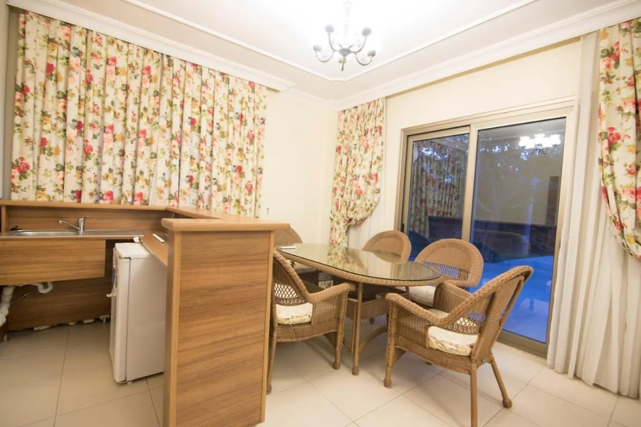 Mete 2 Villa Icmeler Marmaris